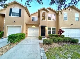 6211 Ashbury Palms Dr in Tampa, FL - Building Photo