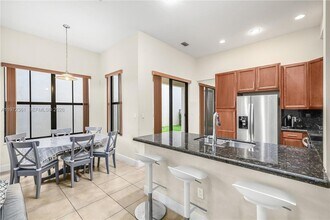 3700 NW 84th Way, Unit unit 0 in Pembroke Pines, FL - Building Photo - Building Photo