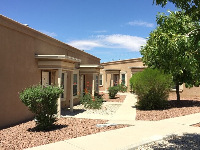 Crossroads Valley Apartments in El Paso, TX - Building Photo - Interior Photo