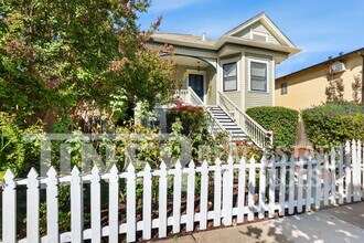 2607 O St in Sacramento, CA - Building Photo - Building Photo