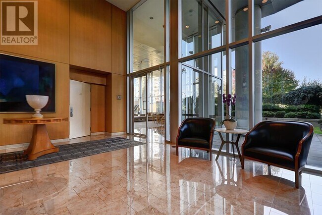 1790-1790 Bayshore Dr. in Vancouver, BC - Building Photo - Building Photo