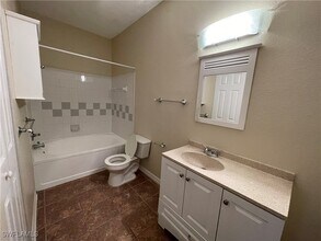 11511 Villa Grand in Ft. Myers, FL - Building Photo - Building Photo