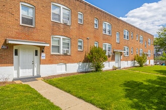 Liberty Bay in Baltimore, MD - Foto de edificio - Building Photo