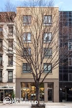 225 E 58th St in New York, NY - Building Photo - Building Photo