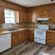 7804 Deborah Dr in Pensacola, FL - Building Photo - Building Photo