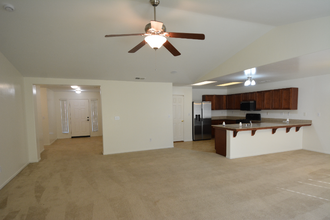 10617 High Plateau Way in Bakersfield, CA - Building Photo - Building Photo