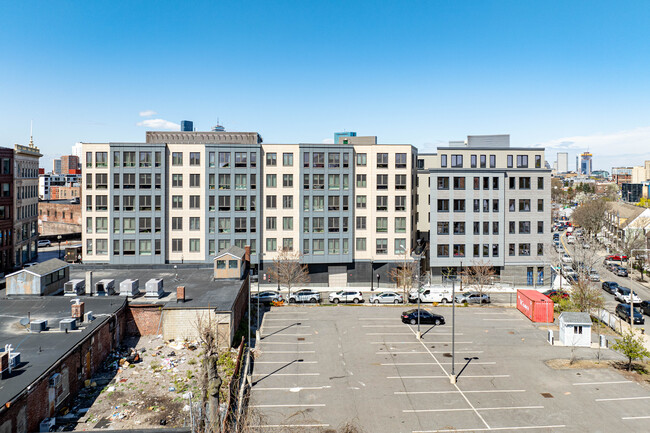 10 Taber St in Boston, MA - Building Photo - Building Photo