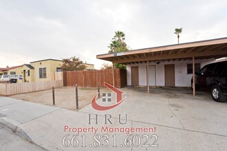 917 S St in Bakersfield, CA - Building Photo - Building Photo