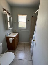 1904 20th Ave, Unit 1 in Vero Beach, FL - Building Photo - Building Photo