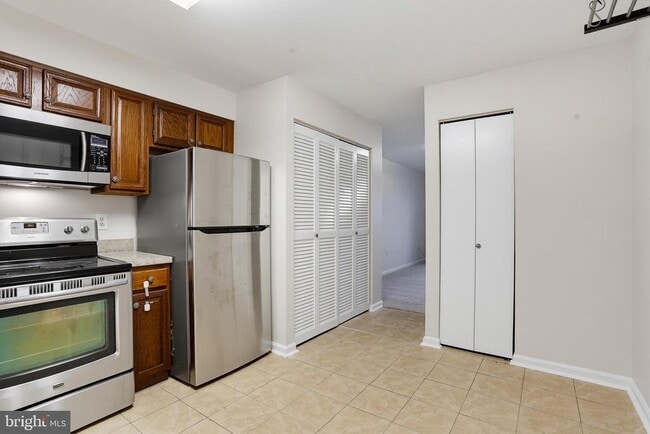 property at 5139 Dudley Ln