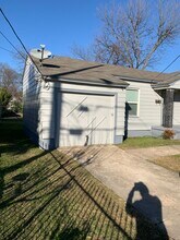7121 Toland St in Dallas, TX - Building Photo - Building Photo