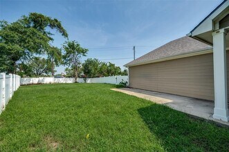 9801 Cedarcrest Dr, Unit 10528 in Providence Village, TX - Building Photo - Building Photo