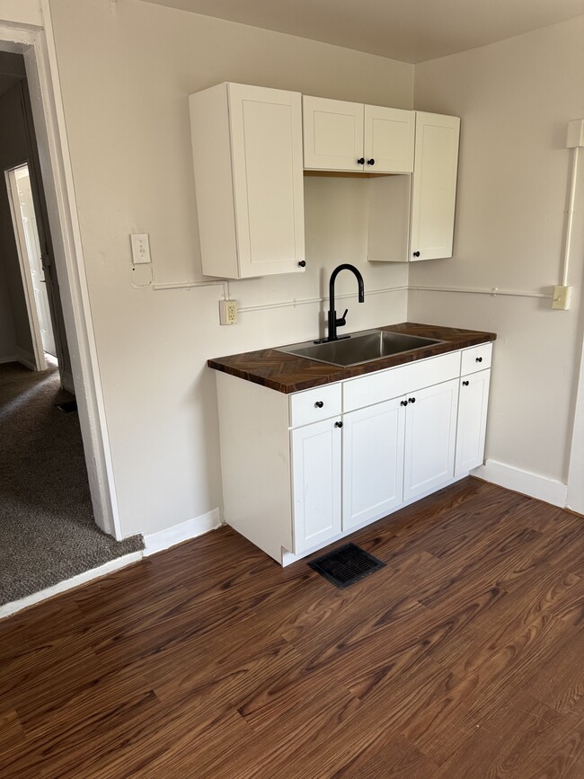 229 5th Ave, Unit 1