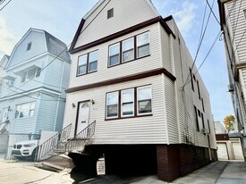 315 ARMSTRONG Ave in Jersey City, NJ - Building Photo