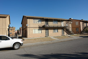 4720 Cessna Ave in Las Vegas, NV - Building Photo