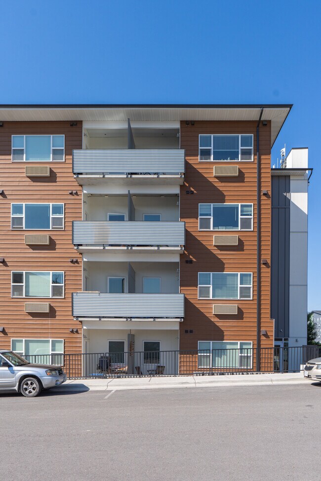 Majestic in Missoula, MT - Building Photo - Building Photo