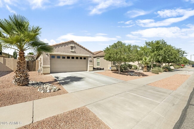 17820 W Charter Oak Rd in Surprise, AZ - Building Photo - Building Photo