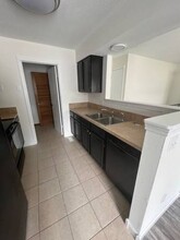 1717 S Cypress St, Unit 1212 in Wichita, KS - Building Photo - Building Photo