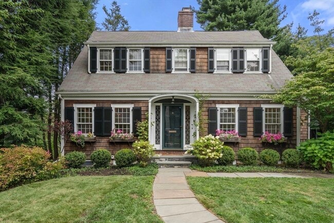 1308 Walnut St