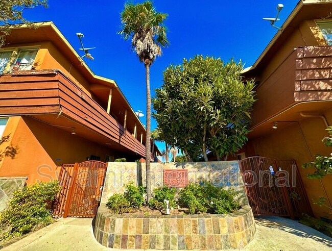 1665 W 182nd St in Gardena, CA - Building Photo - Building Photo