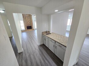 2120 Via Estrada in Carrollton, TX - Building Photo - Building Photo