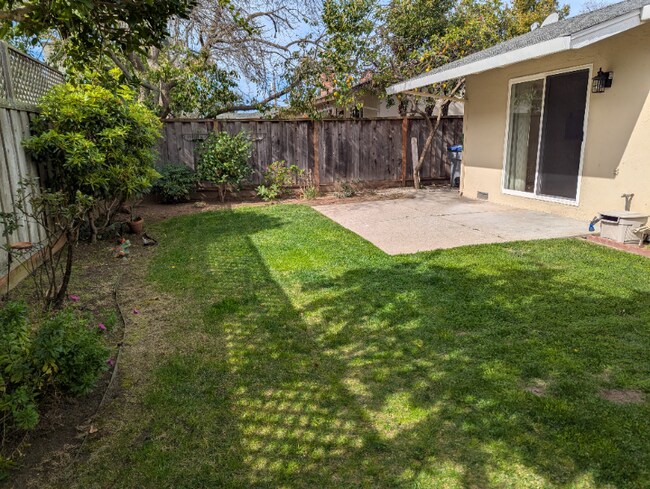516 Romberg Dr-Unit -516 Romberg Dr in Sunnyvale, CA - Building Photo - Building Photo