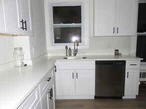 34 Harvard St in Waltham, MA - Building Photo - Building Photo