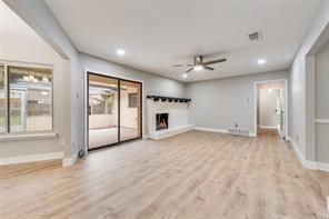 13030 Mitchwin Rd in Farmers Branch, TX - Building Photo - Building Photo