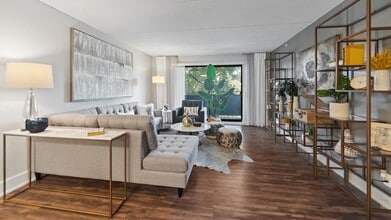 Arrive Westborough in Westborough, MA - Foto de edificio - Building Photo