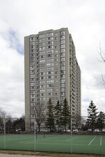 Skypark in Toronto, ON - Building Photo - Building Photo