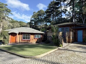 102 Corona Rd in Carmel, CA - Building Photo - Building Photo