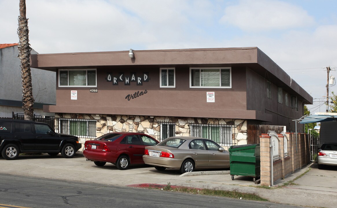 Orchard Villas in San Diego, CA - Building Photo