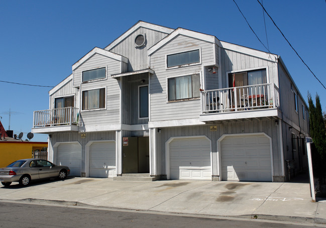 317 33rd St in Richmond, CA - Building Photo - Building Photo