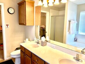 2105 Main St in Lubbock, TX - Building Photo - Building Photo