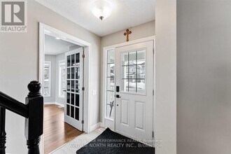 152 Eclipse Crescent in Ottawa, ON - Building Photo - Building Photo