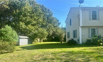 37 Lakeside Dr in Charlestown, RI - Building Photo - Building Photo