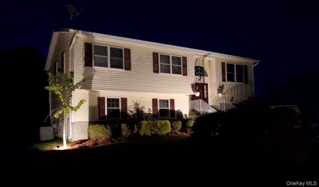 property at 20 Tammy Dr