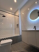 568 Communipaw Ave, Unit 206 in Jersey City, NJ - Foto de edificio - Building Photo