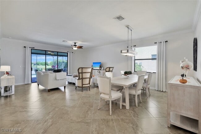 property at 9207 Shadow Oak Ln