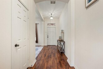 221 Stone Crest Blvd in Buda, TX - Building Photo - Building Photo