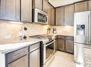 1646 Ryon Falls Dr in Richmond, TX - Building Photo - Building Photo