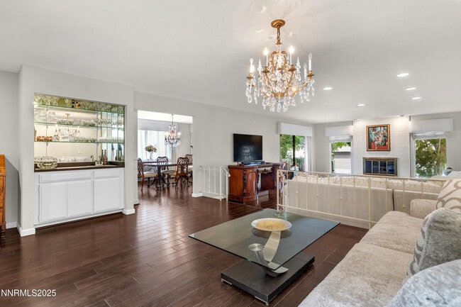 property at 4953 Lakeridge Terrace W