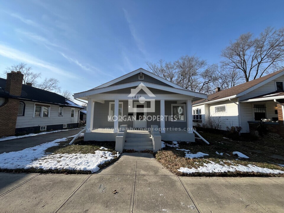 1417 Arrow Ave in Anderson, IN - Building Photo