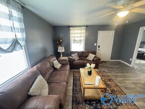 2700 9th Ave SW in Huntsville, AL - Building Photo - Building Photo