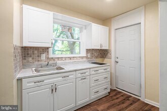 7153 Germantown Ave in Philadelphia, PA - Building Photo - Building Photo