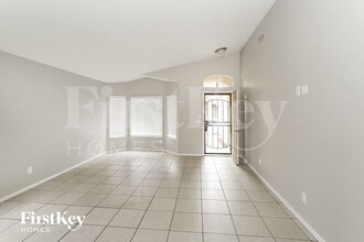 7623 W Nicolet Ave in Glendale, AZ - Building Photo - Building Photo