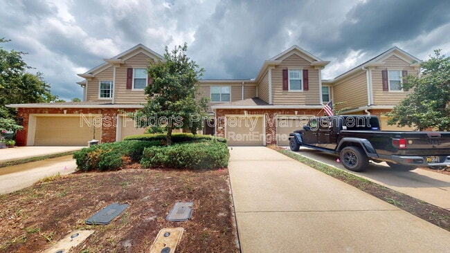 6937 Woody Vine Dr