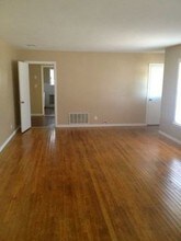 1824 S Fleishel Ave in Tyler, TX - Building Photo - Building Photo