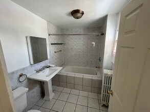 722 S Hutchinson St in Philadelphia, PA - Building Photo - Building Photo