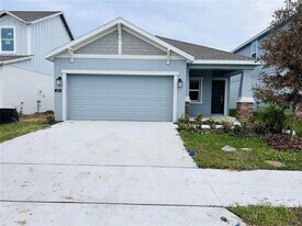 649 Trotters Dr in Eagle Lake, FL - Building Photo